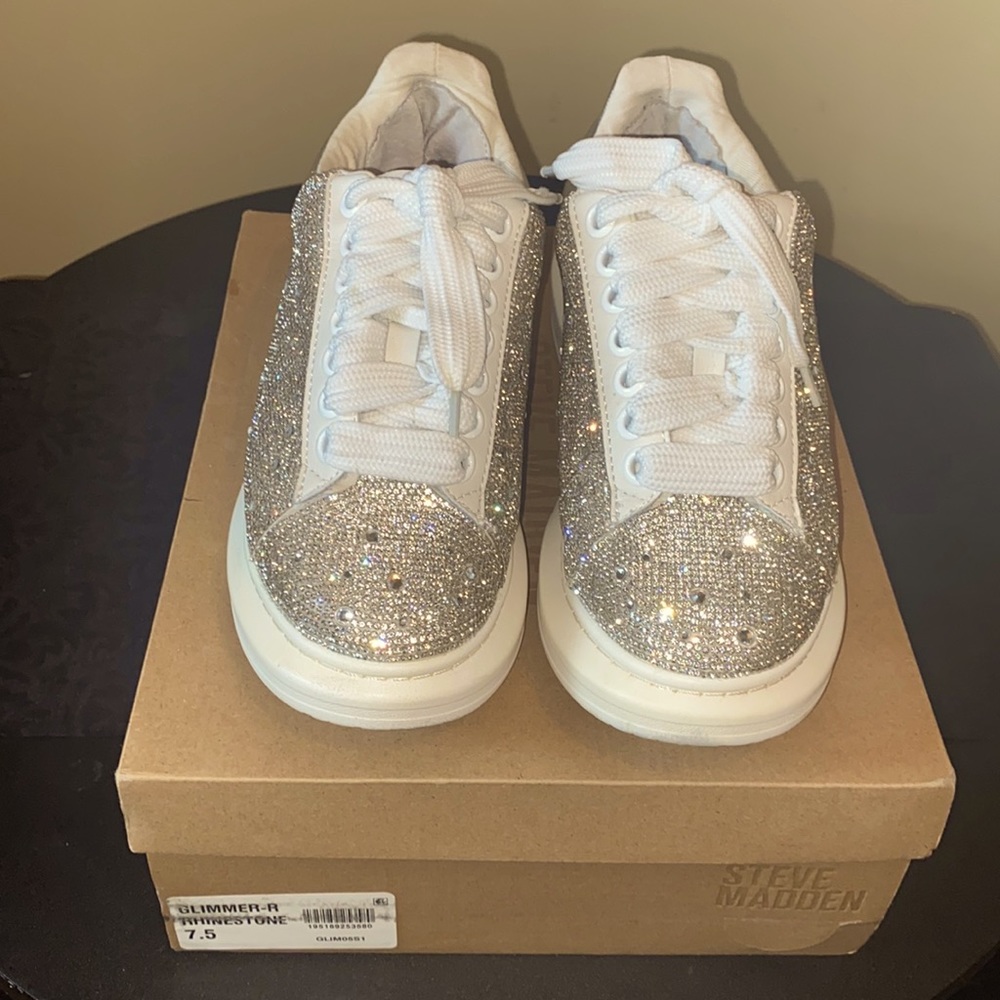 Steve Madden rhinestone sneakers 👟 👟